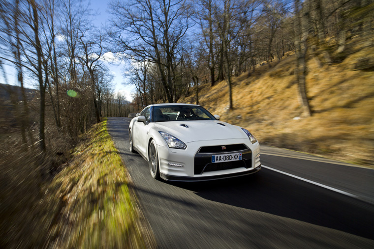 2011 Nissan GT-R Picture